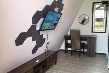 Hotelli Red Triangle Cottage Roomstay