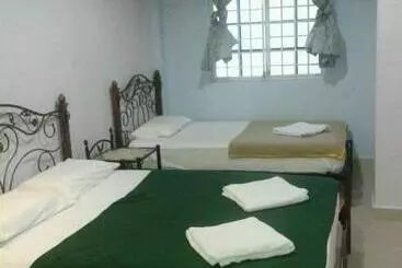 Majatalo Kanza Beach Inn