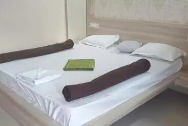 Raj Resort & Banquets