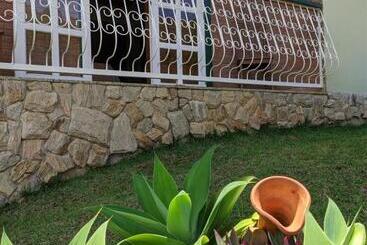 הוסטל Pousada Lusitânia