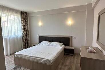 Pensão Magnific Sis