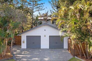 דירות לתיירים A Perfect Stay   Pompano House Byron Bay