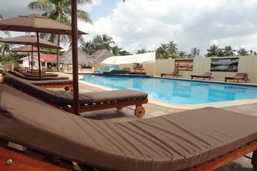Hotelli Kitete Beach Bungalows