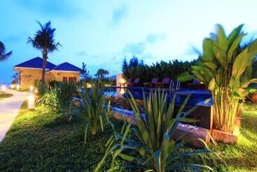 Hotel Villa Phra Chan Resort