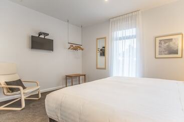 游客公寓 Island Quarters