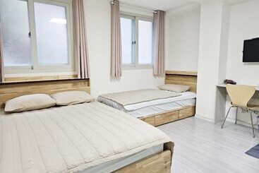 Pensão Boa Travel House