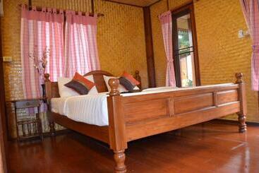 Hotel Baan Aew Pai