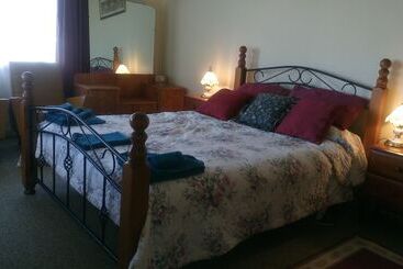 بيت ريفى Kirazz