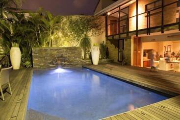 Misty Blue Bed And Breakfast