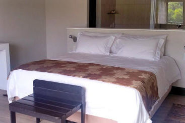 Pension 47th On Howard