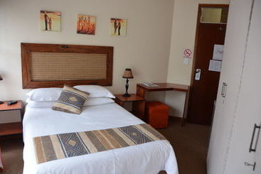 Pension El Cazador Guest House
