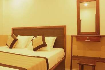 Majatalo Samaya Fort