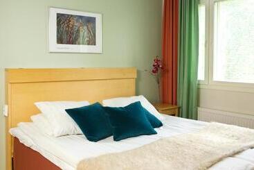 פונדק Spa Hotel Rauhalahti