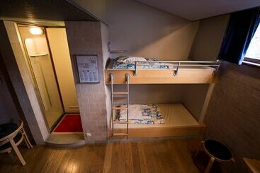 Cămin Auberge De Jeunesse De Mons