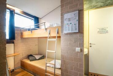 Ostello Auberge De Jeunesse De Mons