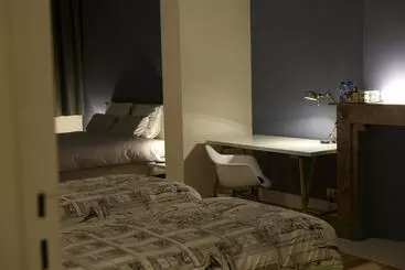 Living In Brûsel, Urban B&b