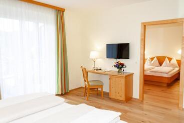 Отель Tscheppe Lang Gasthof