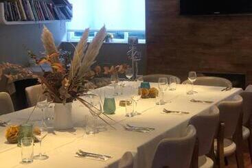 住宿加早餐  The Baytree Restaurant & Guesthouse