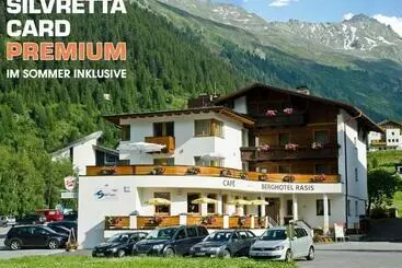 Berghotel Rasis