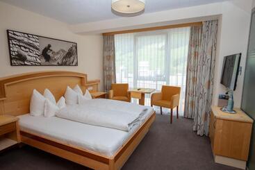 בית מלון כפרי Charly