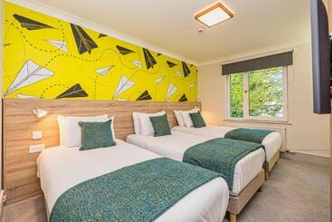 酒店 Forty Four Main Street