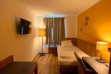 Hotel Gasthof Lebzelter