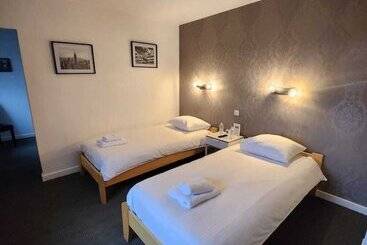 호텔 Hôtel Francorchamps Pitlane Lodge