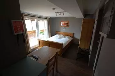 Hotel Piano 2   Mont St Guibert   Louvain La Neuve