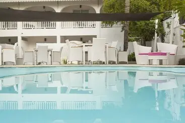 Bed & Breakfast Esprit Libre Restaurant And Guest House