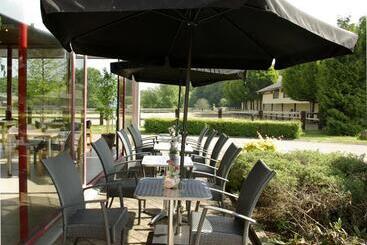 فندق Le Relais De La Haute Sambre