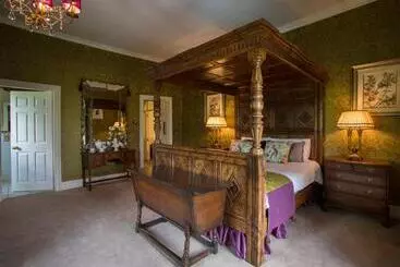 Hotel Raheen House