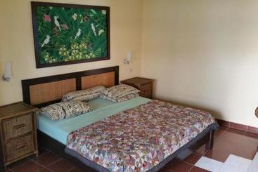 Hotel Ayu Taman Sari