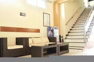 Hotel Sumber Waras
