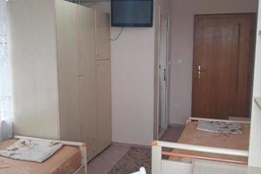 Otel The White House