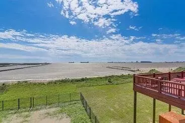 Mökkimajoitus Port Bolivar Beach House W/ Oceanfront Views!