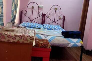 בית מלון כפרי Biswabani Guest House