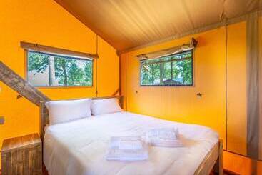 Luxury Lodge Glamping