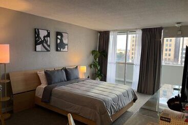 هتل آپارتمان The Kate