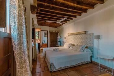 تختخواب و صبحانه Casa Del Aljibe