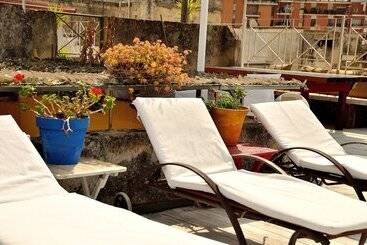 تختخواب و صبحانه Azzurretta Guest House