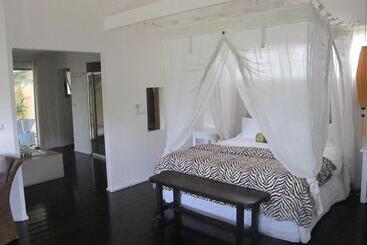 住宿加早餐 Blue Cliffs Retreat