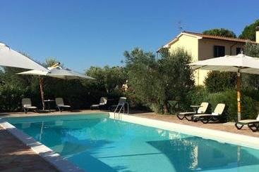 Agriturismo B&b L Acquacotta