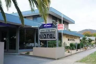Golden Leaf Motel