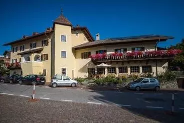 Hotel Gasthof Zur Sonne