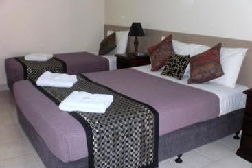 Molika Springs Motel