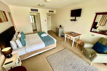 Ocean Views Resort Caloundra