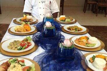 민박 Marang Gardens Lodge