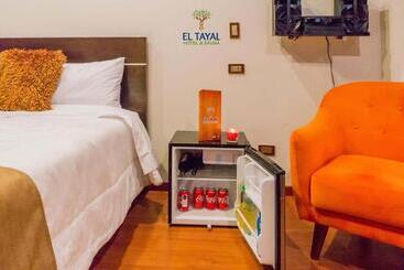 El Tayal Hotel & Sauna