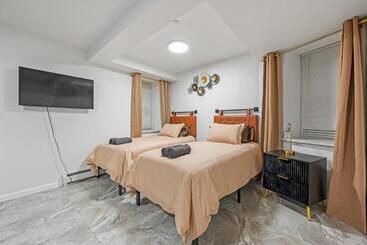 Hotelli Upper East Side Luxury 3br 2b 1700 Square Feet