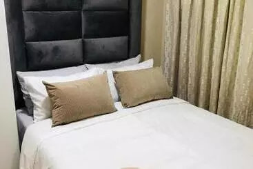 Majatalo Peshline Guest House Unit 3